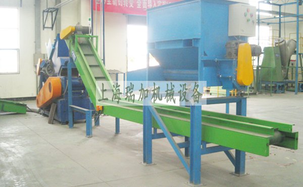 爬坡皮带输送机